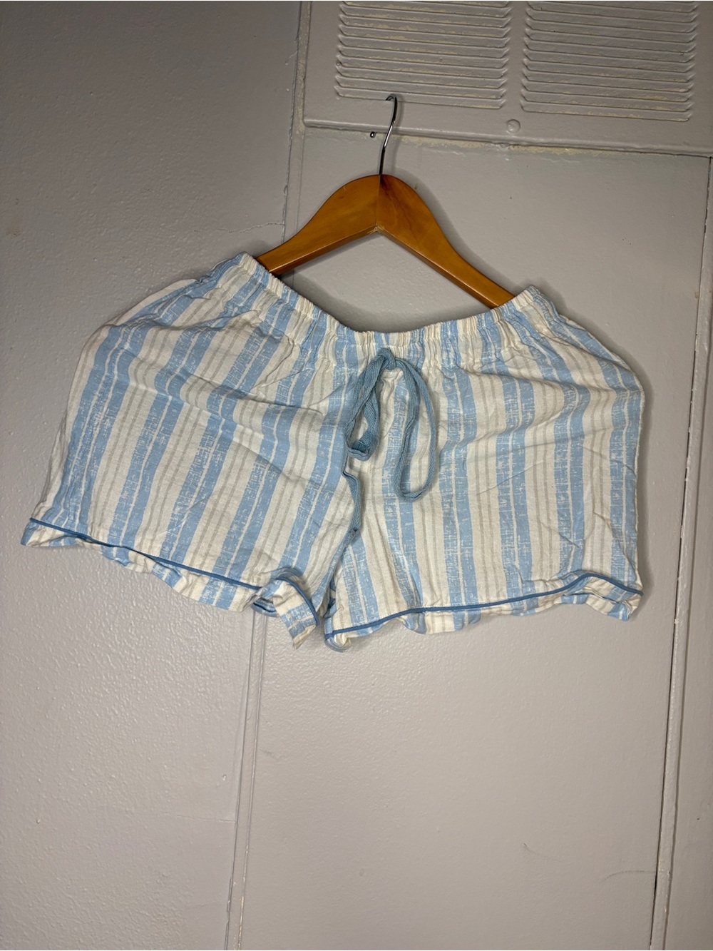 Haute Dreamz Blue White Stripe 100% Cotton Pajama Set Size Small - Picture 9 of 14